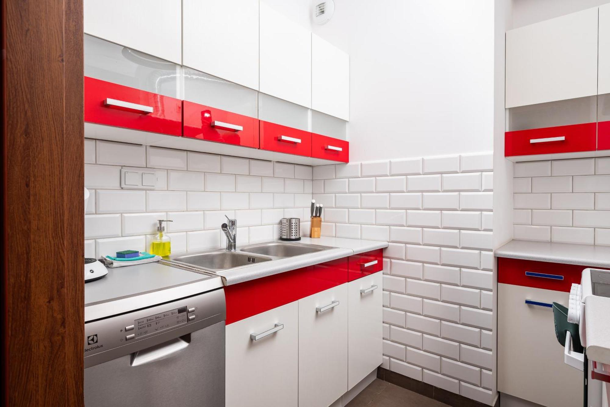 Metro Plocka Cosy Apartment وارسو المظهر الخارجي الصورة